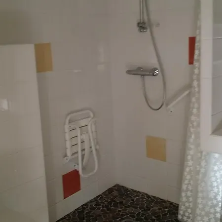 Le Clos De La Cote D'emeraude Apartment *